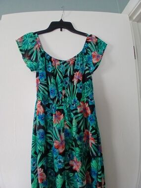 Women’s Floral Green Tropical Shorts - Unbranded BEAUTIFUL Romper